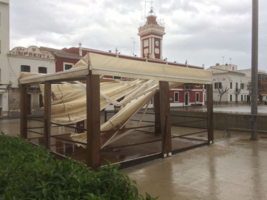 (Fotos) Temporal de lluvia: 40 litros por metro cuadrado de media en la Isla (14.00 )