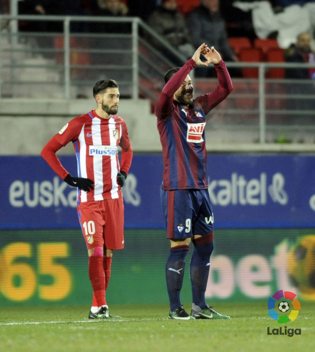 Saludo de Sergi Enrich tras anotar el gol (Foto: laliga.es)