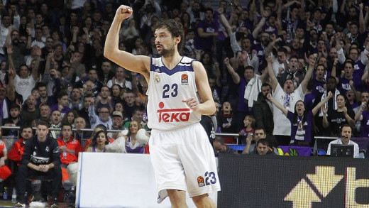 Llull celebra un triple ante el CSKA (Foto: Euroliga)