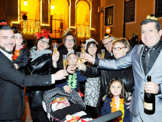 (Fotos) Menorca recibe con fiesta el año nuevo