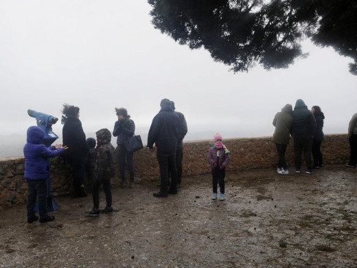 (Vídeo) Nieva en Monte Toro, pero no cuaja