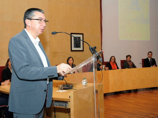 El déficit económico con Madrid centra el discurso de Salord por la Diada