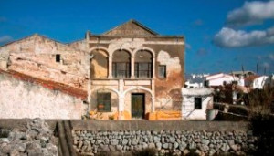 La casa acogerá el centro de interpretación de Menorca Talayótica y el museo del caballo de las fiestas.