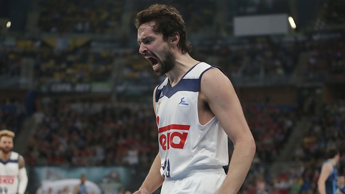 Llull celebra uno de los triples (Foto: ACB Photo)