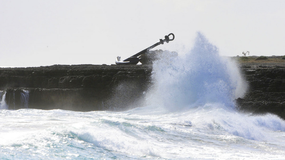 Imagen del fuerte temporal en Punta Prima (Foto: Tolo Mercadal)