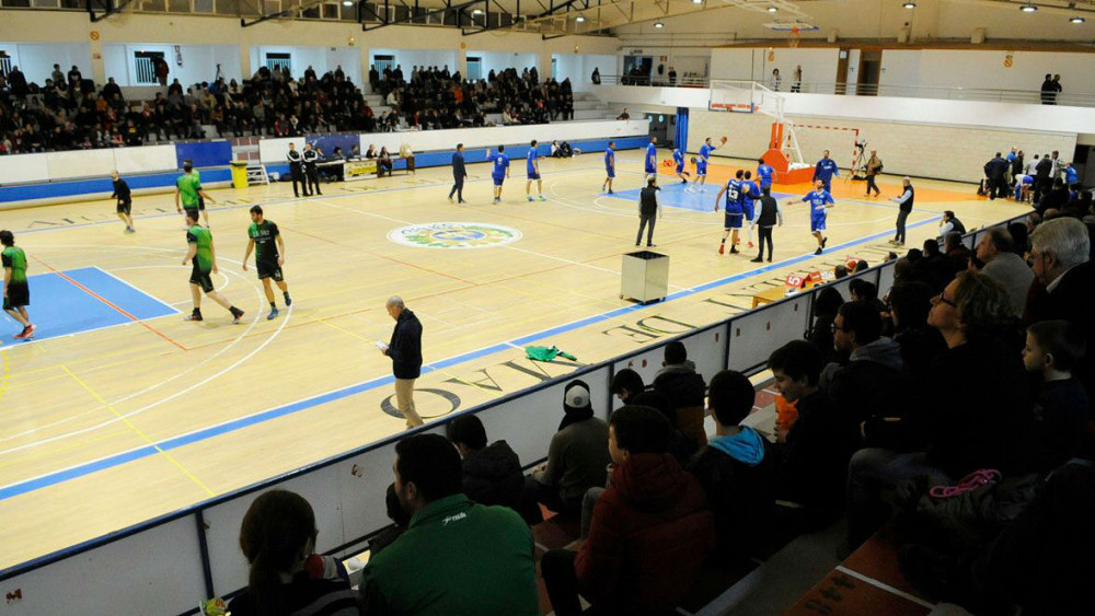 Imagen del partido disputado el año pasado ante el Salt (Foto: Tolo Mercadal)