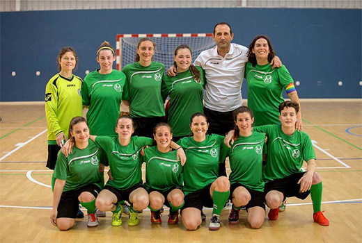 Formación del Atlético Mercadal femenino (Foto: Karlos Hurtado)