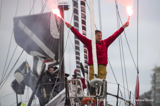 Costa, a su llegada a puerto.