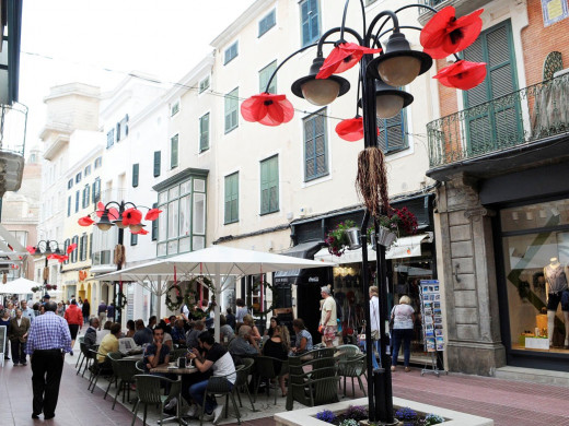 (Fotos) Maó y Sant Lluís viven su fiesta floral