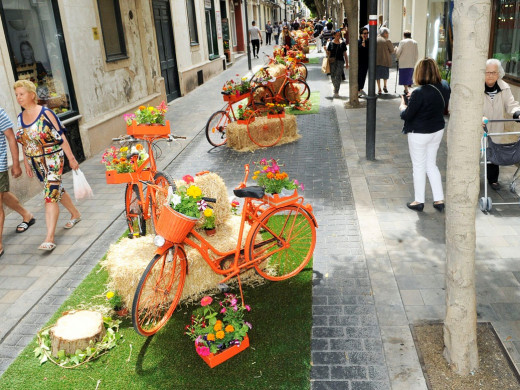 (Fotos) Maó y Sant Lluís viven su fiesta floral