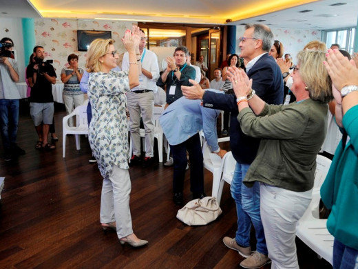 (Galería de fotos) El PP oficializa la elección de Misericordia Sugrañes como nueva presidenta insular