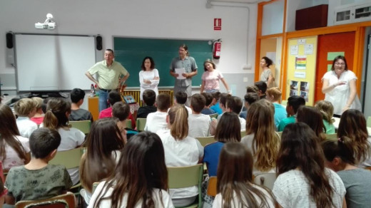 Clase de colegio en Menorca.