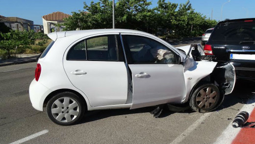 Imagen del coche accidentado.