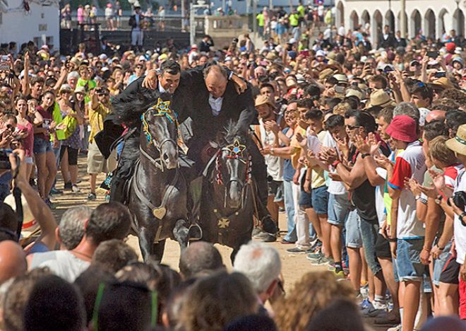 Momento de los "Jocs des Pla" en Ciutadella (Foto: Tolo Mercadal)