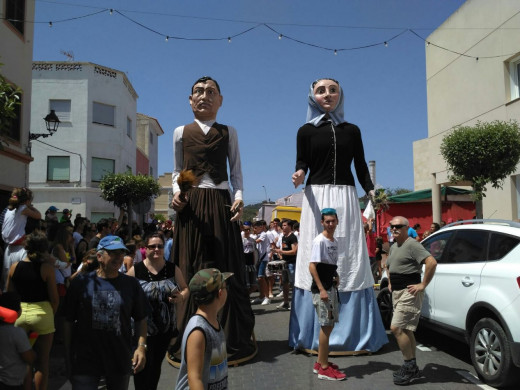 (Fotos y vídeos) ‘Molta bulla’ en el día grande de  Sant Martí