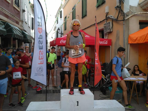 (Galería de fotos) Gran fiesta del atletismo en Es Mercadal