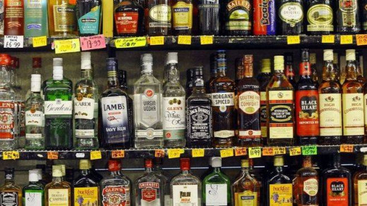 El consumo de alcohol es uno de los principales problemas del turismo en Baleares