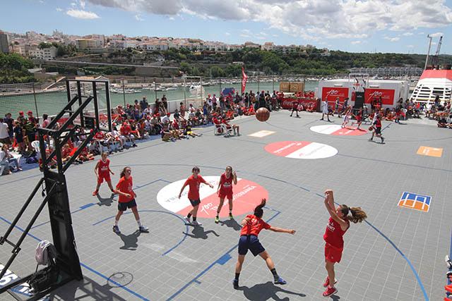 Momento de uno de los partidos (Foto: deportesmenorca.com)