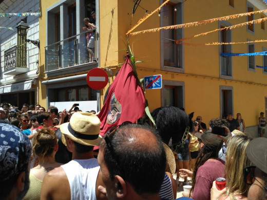 (Fotos y vídeos) ‘Molta bulla’ en el día grande de  Sant Martí