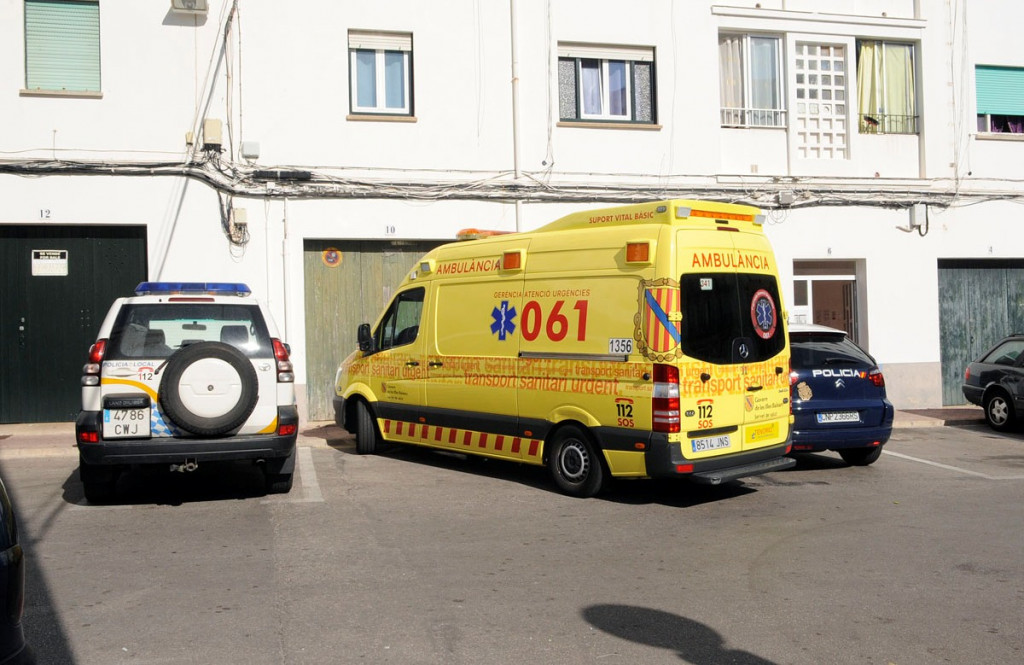 La ambulancia permitió llevar a la persona indispuesta hasta el hospital.