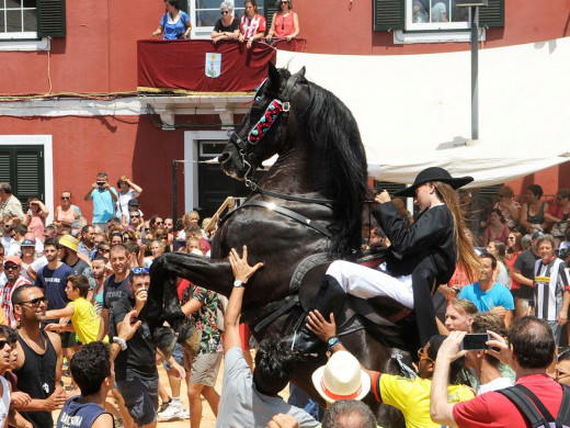 (Fotos) La diversión se apodera de Es Castell