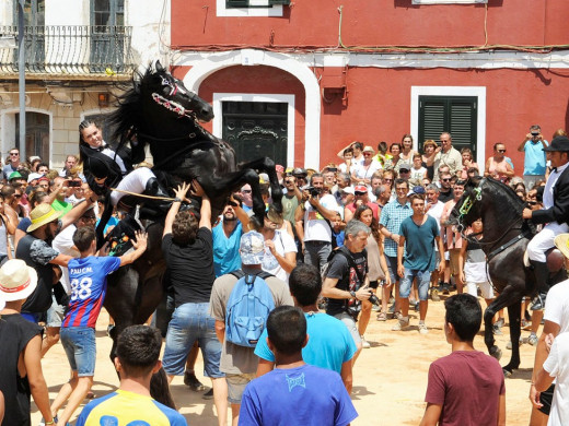 (Fotos) La diversión se apodera de Es Castell