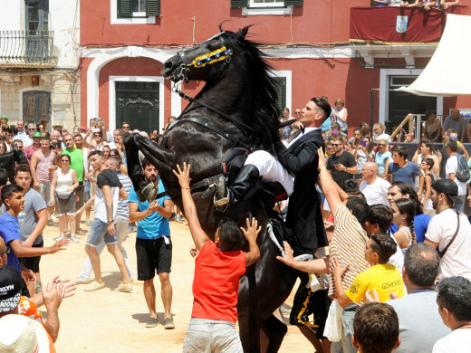 (Fotos) La diversión se apodera de Es Castell