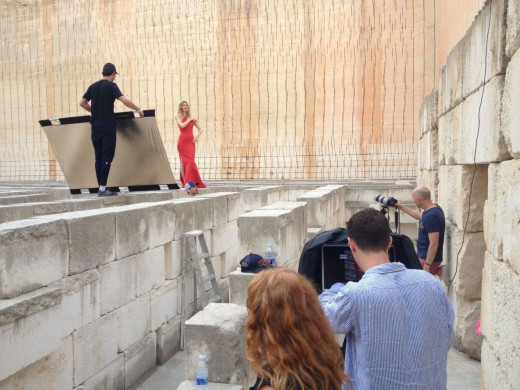 (Vídeo y fotos) Moda y belleza en Lithica