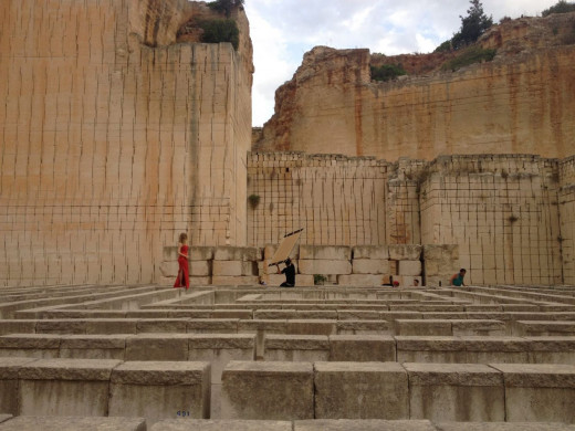 (Vídeo y fotos) Moda y belleza en Lithica