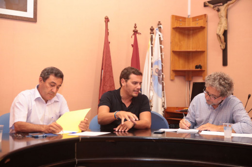 Albert Rivera, antes de suspender el acto (Foto: Karlos Hurtado)