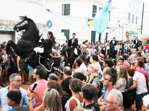 (Fotos) Fiesta y júbilo en Sant Lluís