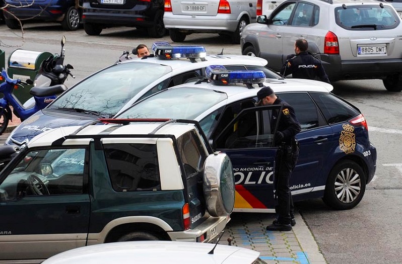 Vehículos de la Policía Nacional.