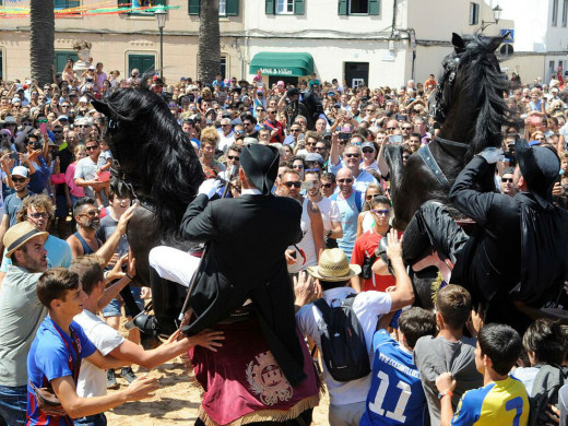 (Fotos) Fiesta y “jaleo” en Sant Climent