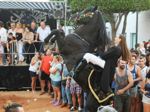 (Fotos) Fiesta y júbilo en Sant Lluís