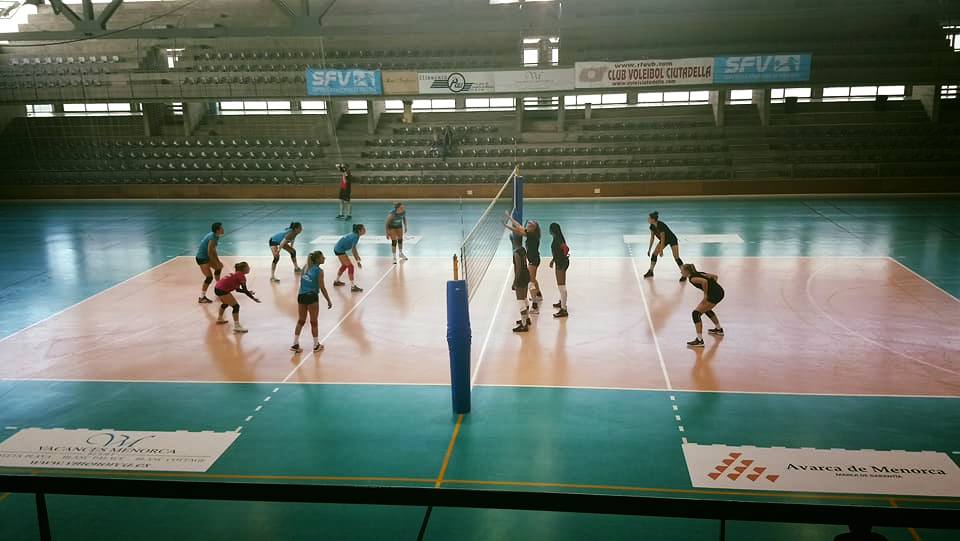 Imagen del encuentro disputado en Ciutadella (Foto: CV Ciutadella)