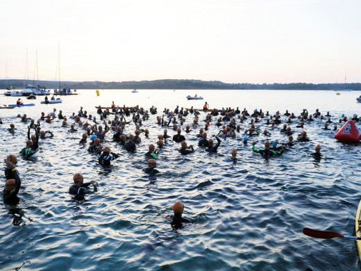 (Fotos) Culto al triatlón en Fornells