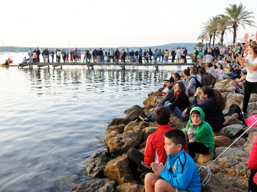 (Fotos) Culto al triatlón en Fornells