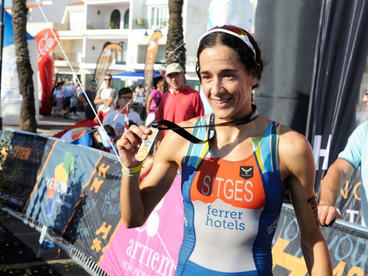 (Fotos) Culto al triatlón en Fornells