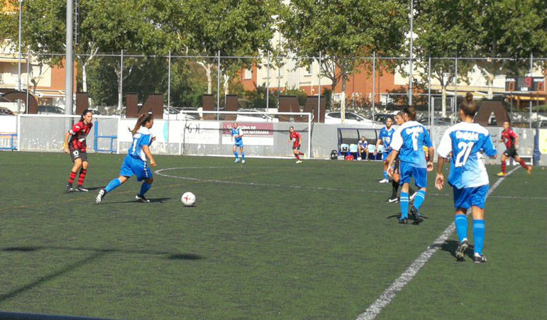 Secuencia del partido disputado en Pallejà (Foto: @cfpallejafem)