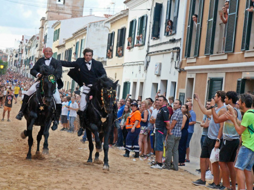 (Fotos y vídeo) Ses corregudes al galope