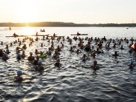 (Fotos) Culto al triatlón en Fornells