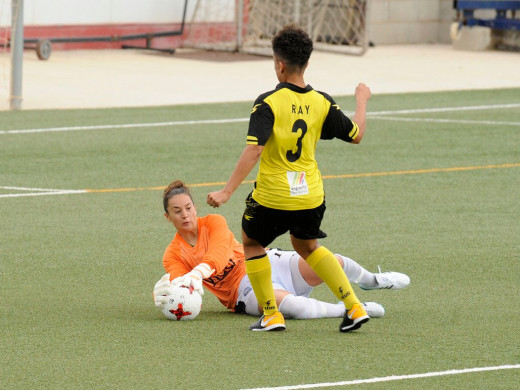 (Fotos) Punto de sutura para el Sporting