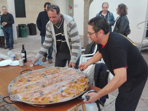 (Galería de fotos) Goles y solidaridad en Es Castell