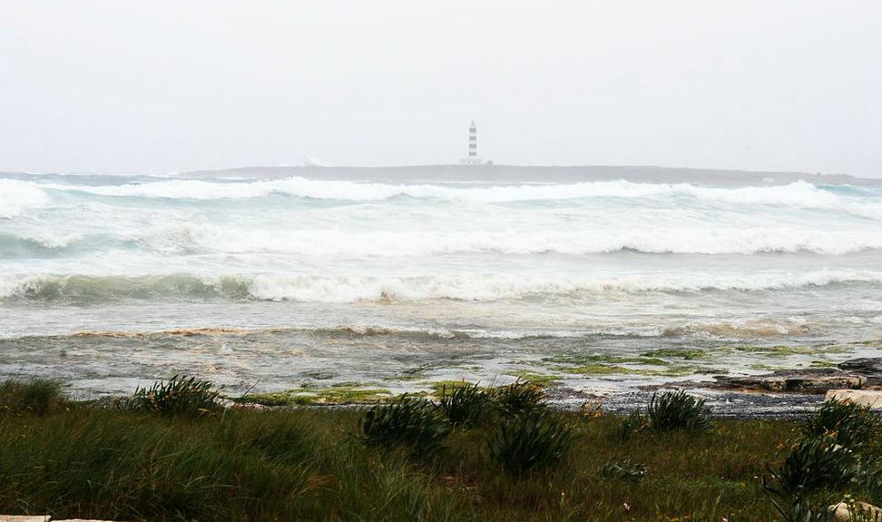 Temporal en Punta Prima (Foto: Tolo Mercadal)