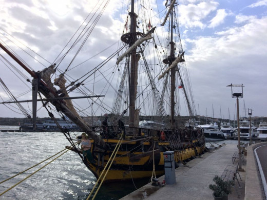 (Galería de fotos) El bergantín La Grace recala en Menorca