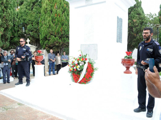 (Fotos) Menorca honra a sus muertos