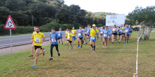 Carrera de veteranos y juveniles (Fotos: Andrés Pulido)