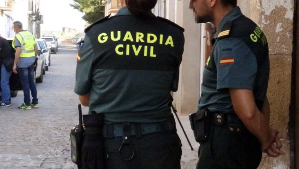 Agentes de la Guardia Civil.