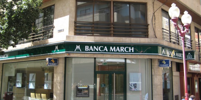 Fachada de una oficina de la Banca March.