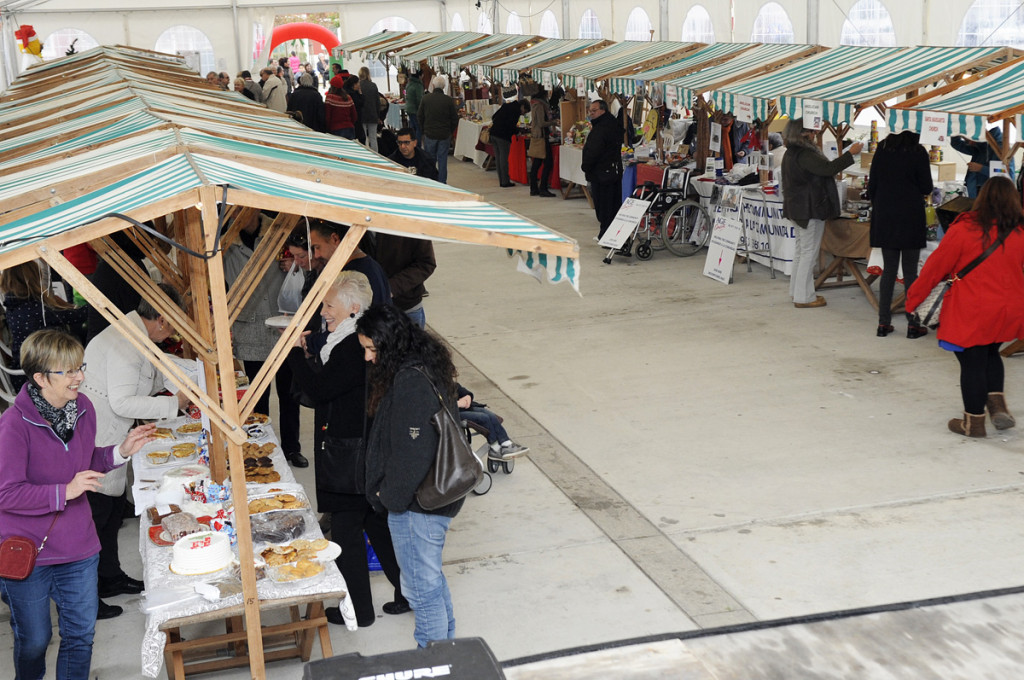 Mercadillo navideño en Es Castell.